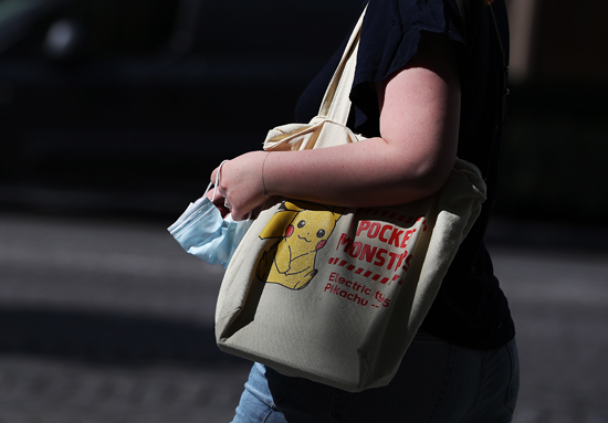 法国宣布将提前解除宵禁措施 户外一般情况下不再强制戴口罩2021-06