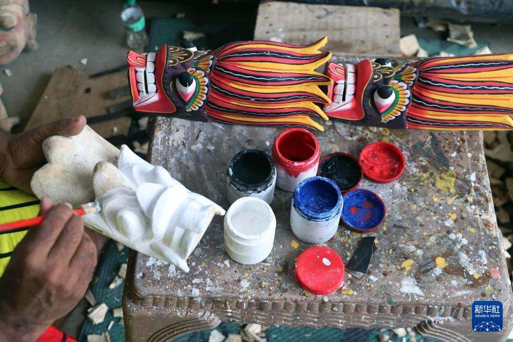 面”相独特看看斯里兰卡制作传统面具-欧时大参–欧时网-欧洲时报