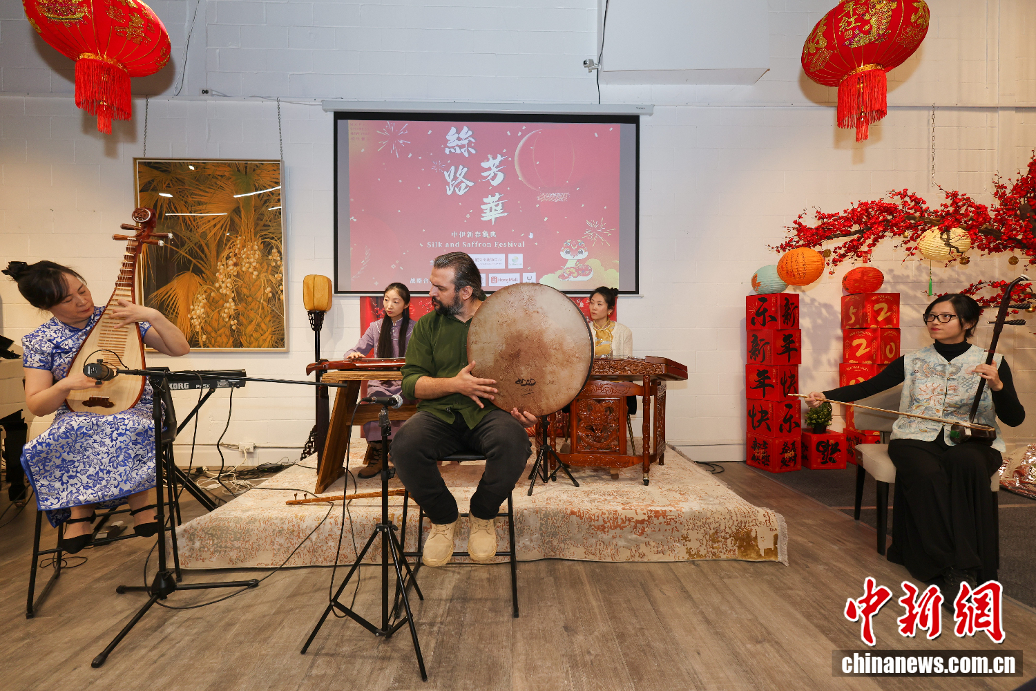 伊朗汉学家好麦特：一块砖何以映照文明互鉴的肌理？-欧时大参–欧时网-欧洲时报