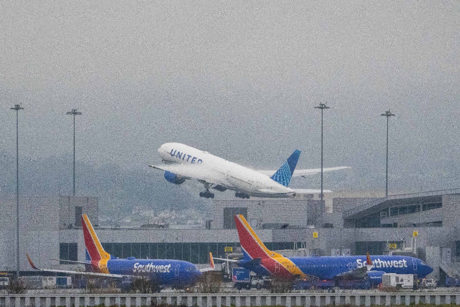 美国：假日旅行忙-欧时大参–欧时网-欧洲时报