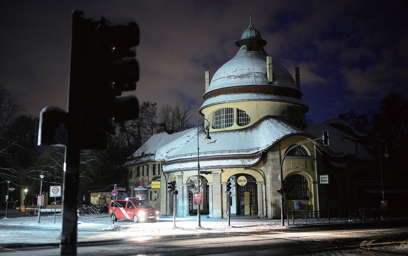柏林大面积停电 市长称“恐怖袭击”