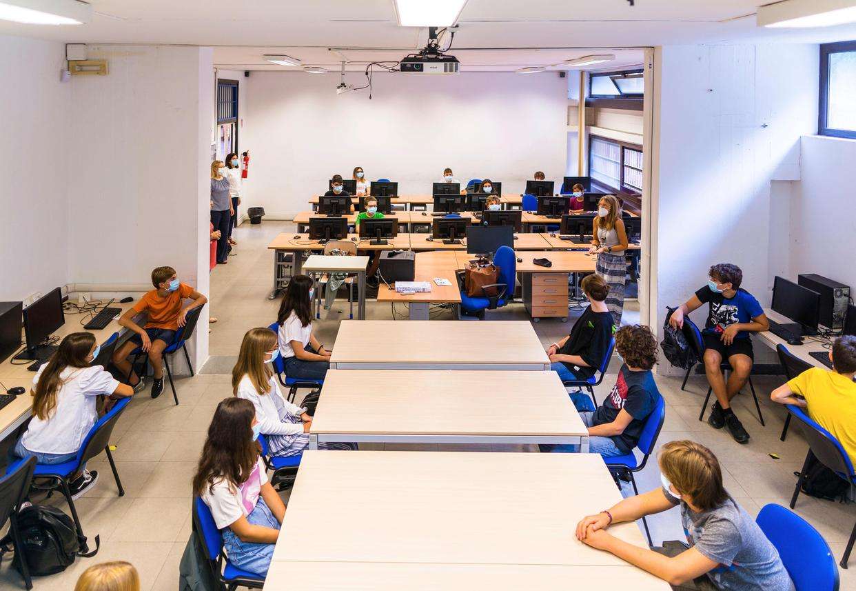 网络威胁激增 意警方年报：全年处置攻击9250起