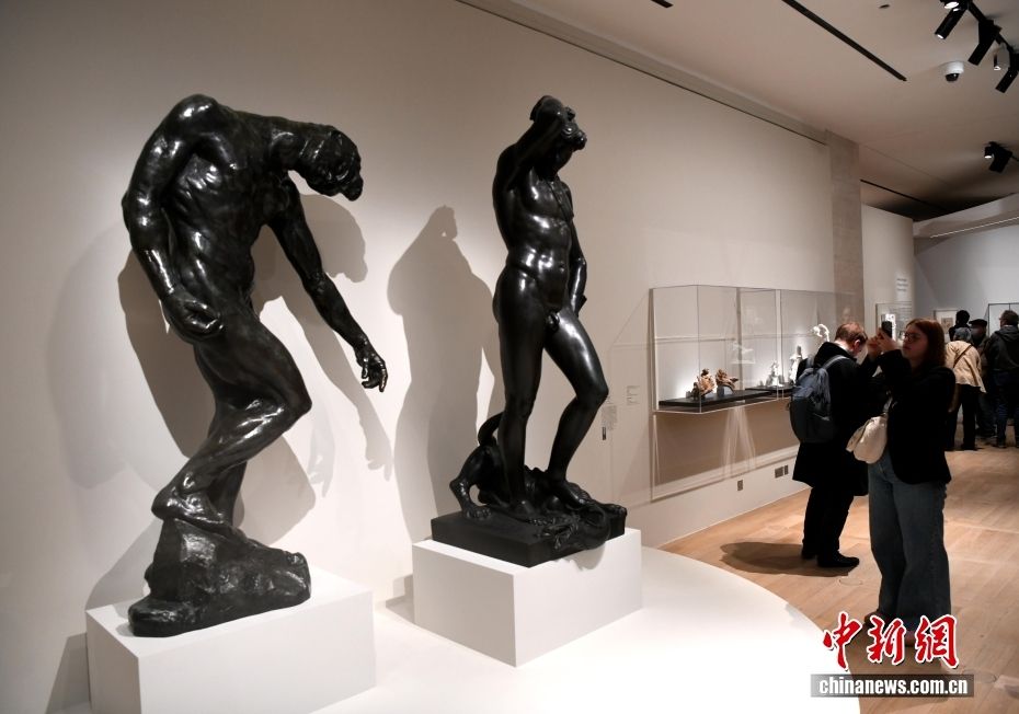 米开朗基罗与罗丹作品联展在法国卢浮宫揭幕