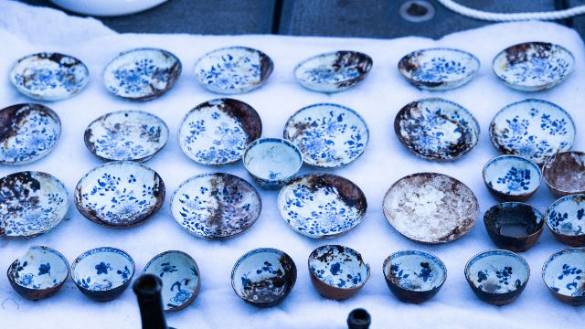 挪威海域发现18世纪沉船大量中国瓷器重见天日-欧时大参–欧时网-欧洲时报